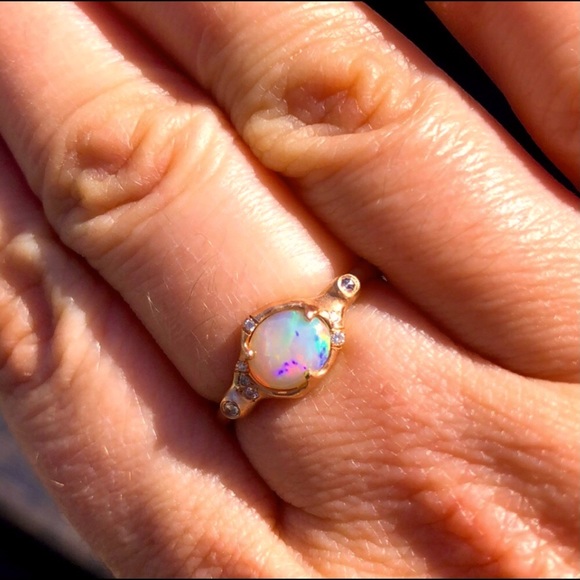 sirciam Jewelry - 💫⚡️💜 Sirciam opal sunbeam ring 💜⚡️💫